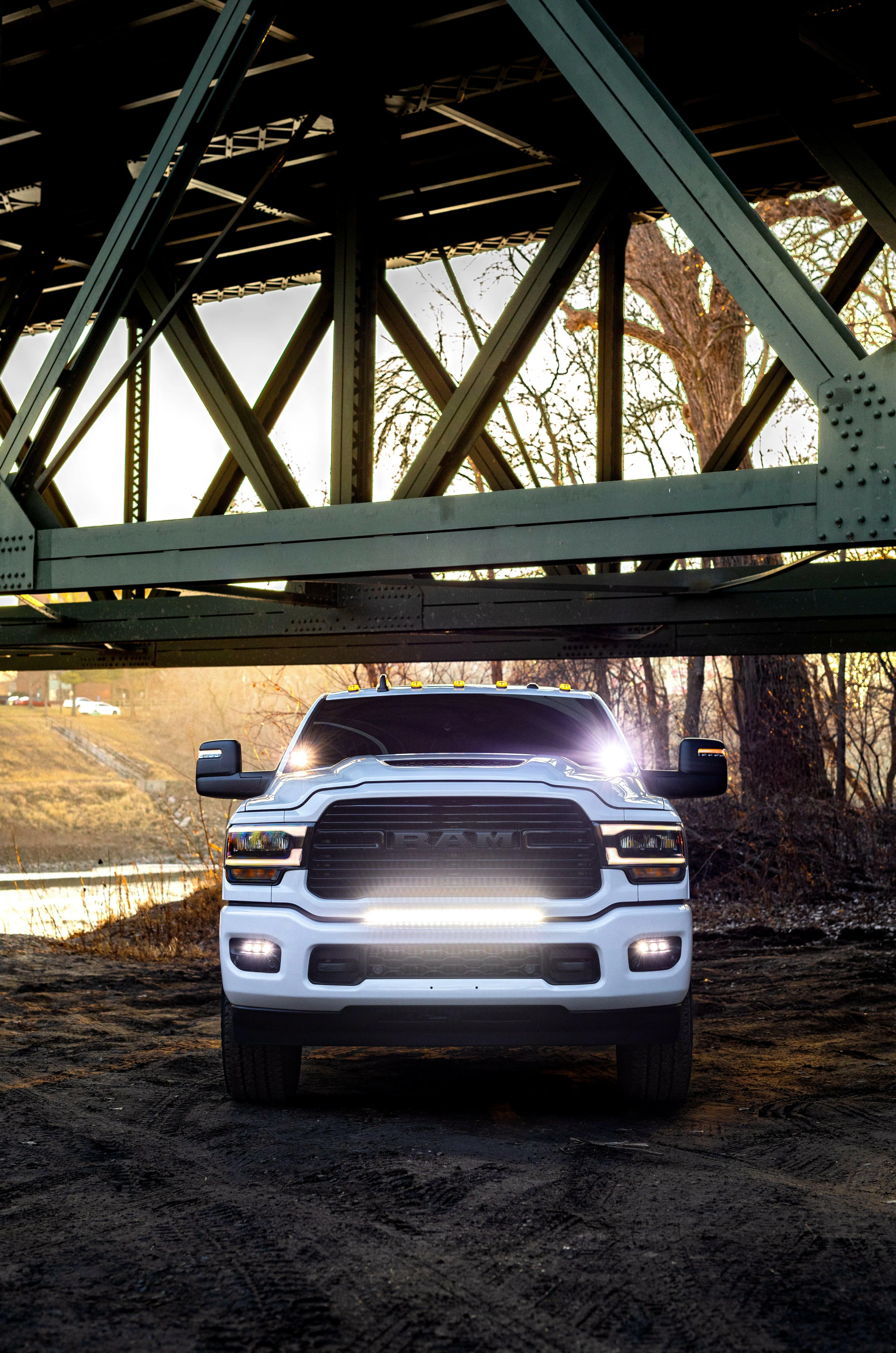 2019-2024 RAM 2500/3500 30in Light Bar - Image 8