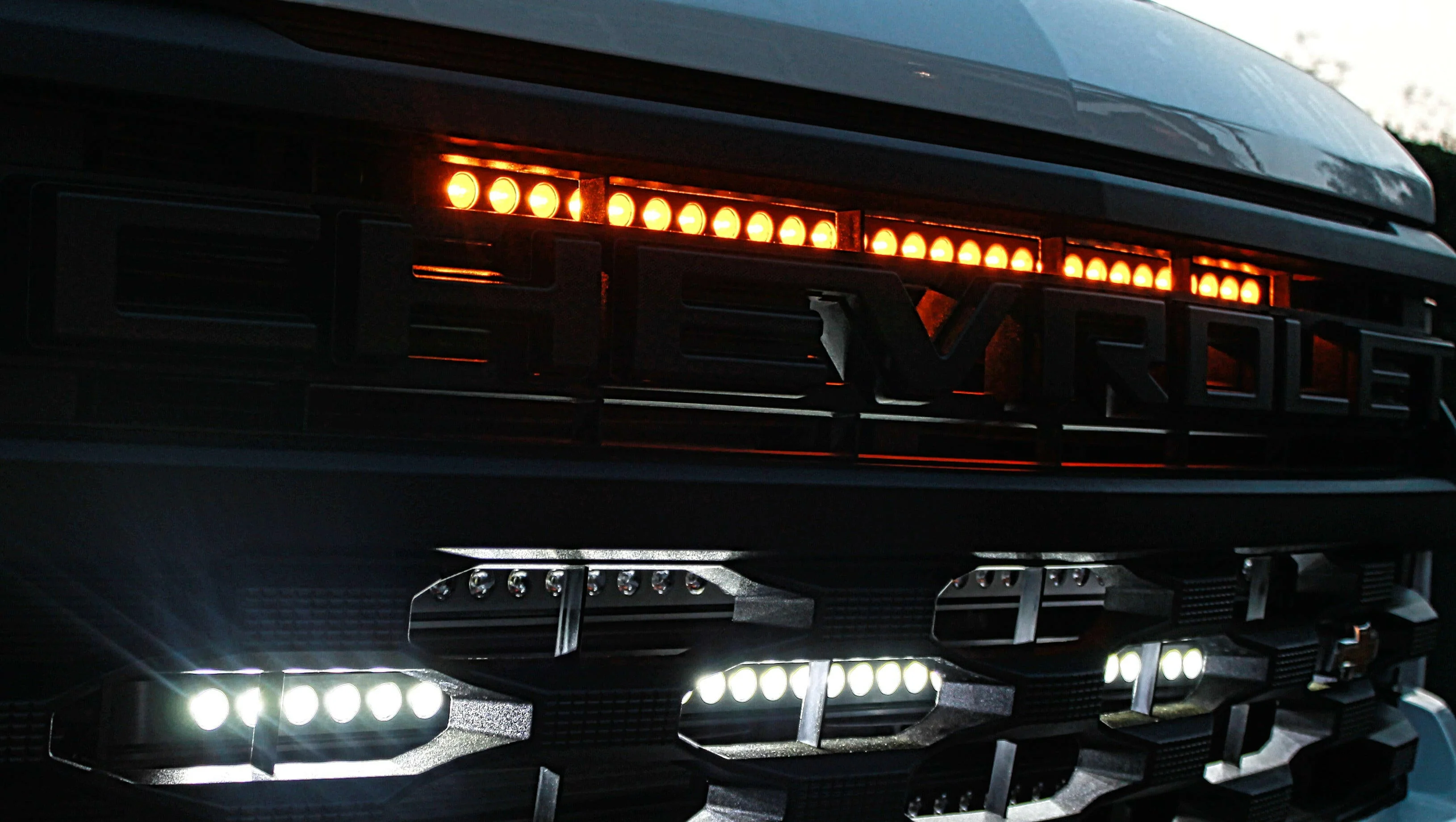 2022+ Chevrolet Silverado 1500 Single 30in Light Bar - Image 5